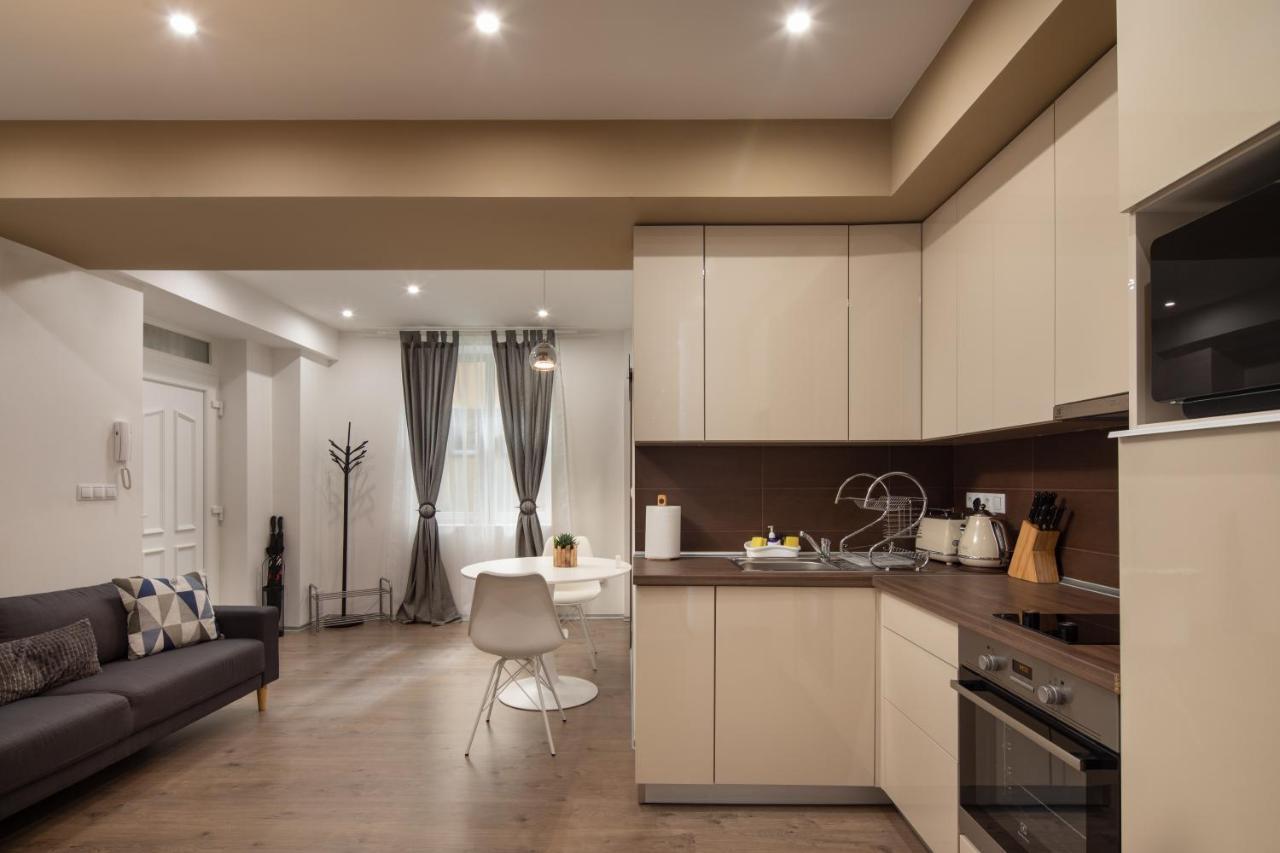 Kastely Apartments - Buda Castle بودابست المظهر الخارجي الصورة